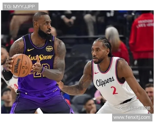湖人对快船精彩比赛录像回放全场回顾与精彩瞬间分析